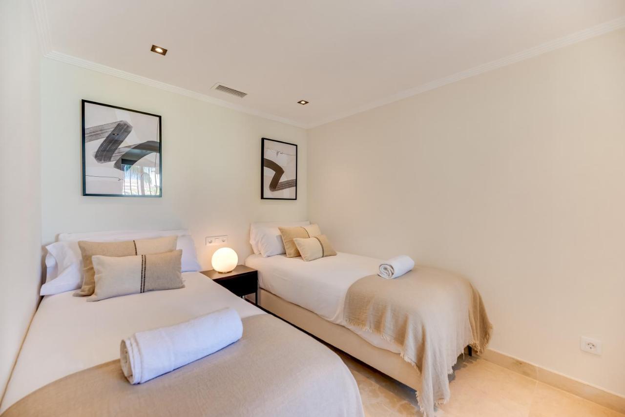 Vacation I El Palmeral, Location, Ground Floor Apt, Newly Furnished Appartement